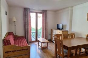 Apartment for 6 to 8 people in Albiez-Montrond 5-min walk from the slopes